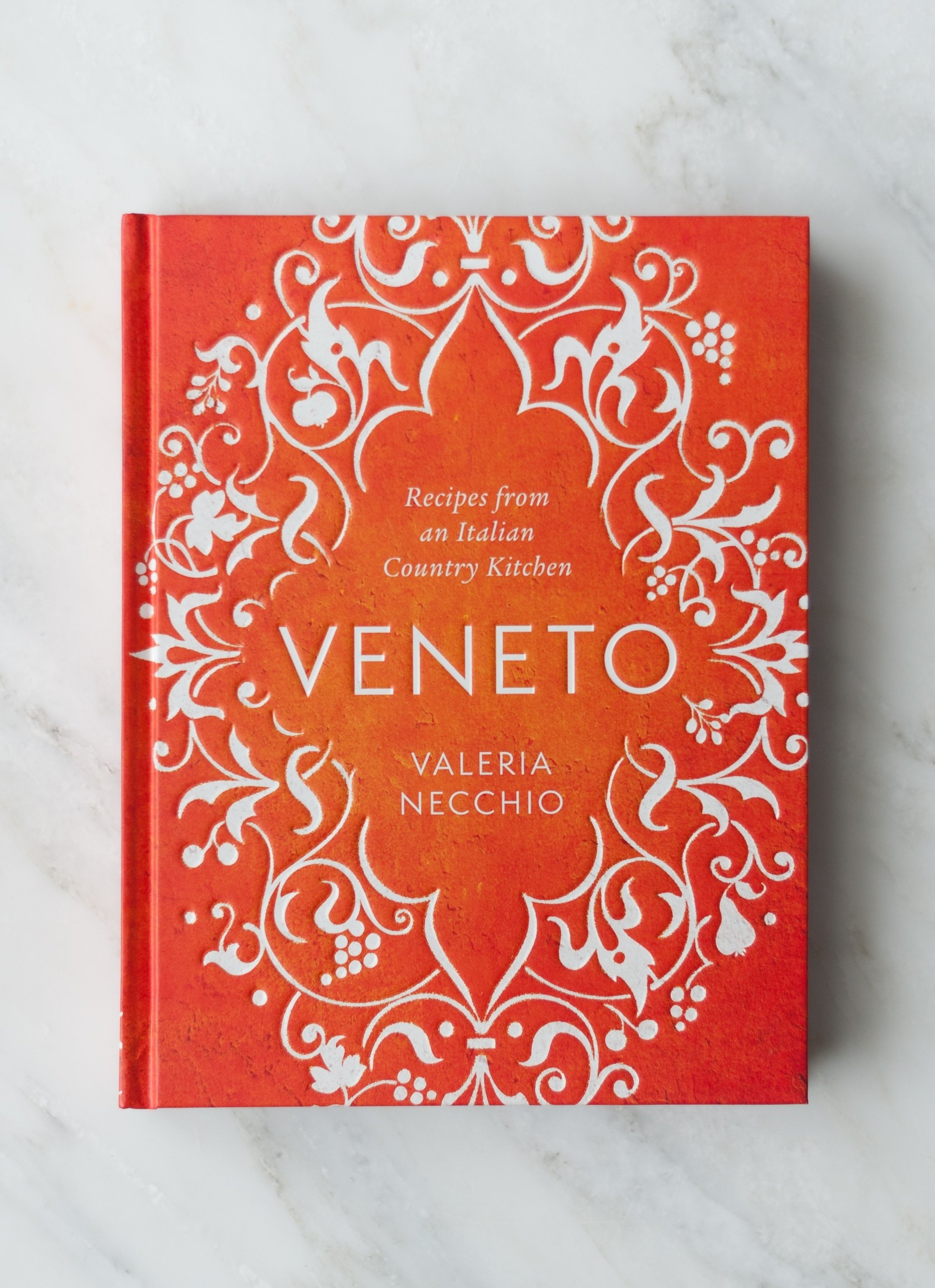 ヴィンテージ in bocca veneto, toscana 料理本　レア Veneto: The Cookbook — VALERIA NECCHIO
